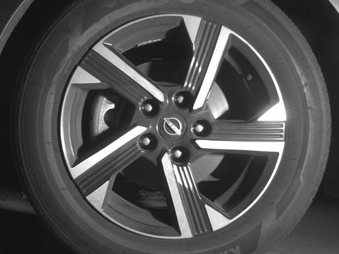 Used 2025 Nissan Sentra SV FWD image 12