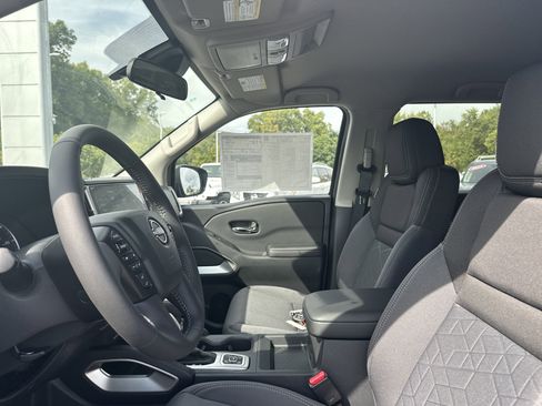New 2026 Nissan Frontier SV w/ SV Convenience Package image 11