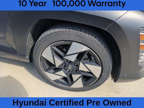Used 2025 Hyundai Kona Limited FWD image 3