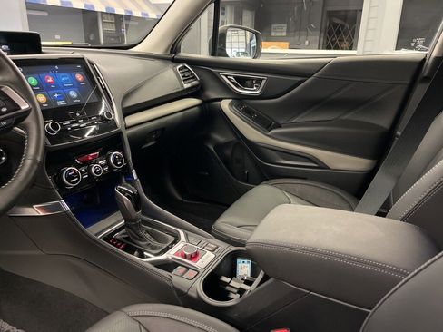 Certified 2024 Subaru Forester Limited image 24