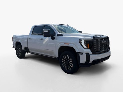 Used 2025 GMC Sierra 3500 Denali Ultimate AWD/4WD image 7