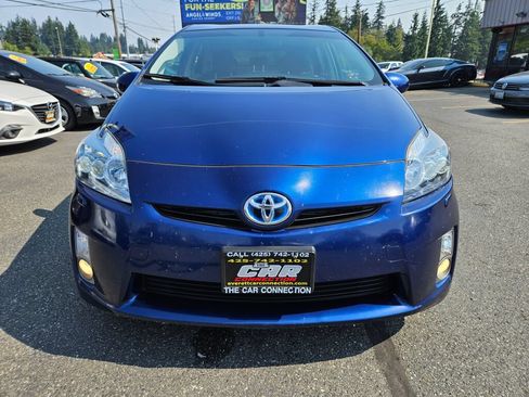Used 2010 Toyota Prius Three FWD image 2