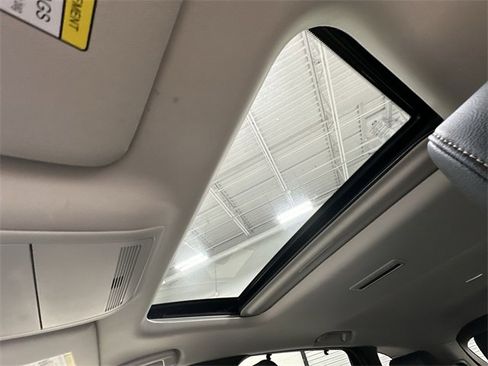 Used 2024 MAZDA CX-90 3.3 Turbo w/ Preferred Package image 26