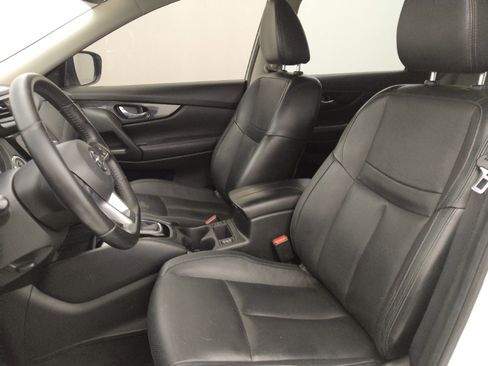 Used 2018 Nissan Rogue SL FWD image 17