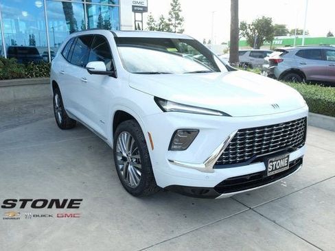 New 2026 Buick Enclave Avenir w/ Super Cruise Package image 1