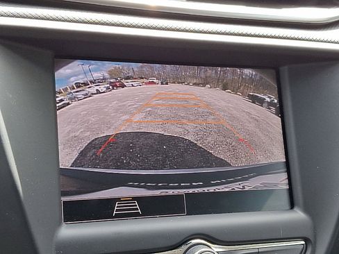 Used 2023 Chevrolet TrailBlazer LT FWD image 15