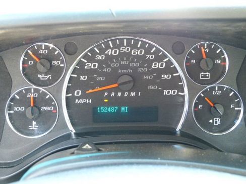 Used 2015 Chevrolet Express 3500 RWD image 39