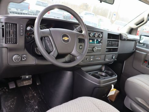 New 2025 Chevrolet Express 3500 w/ Power Convenience Package image 4