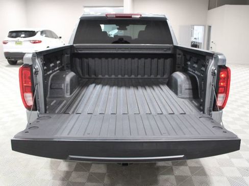 Used 2025 GMC Sierra 1500 Elevation image 13