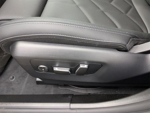 New 2026 BMW 530i xDrive 530i xDrive w/ M Sport Package image 14