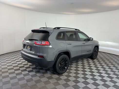 Used 2023 Jeep Cherokee Altitude Lux AWD/4WD image 10