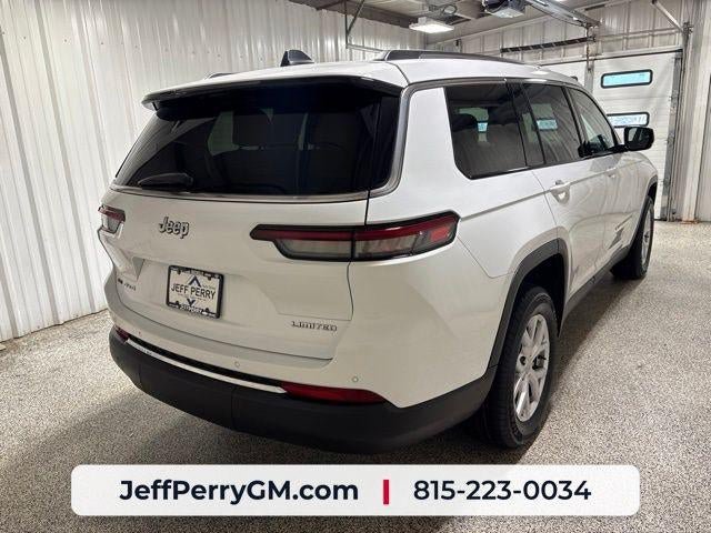 Used 2022 Jeep Grand Cherokee L Limited AWD/4WD image 3