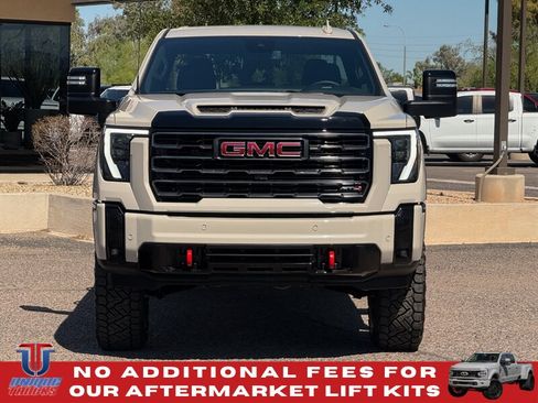 Used 2026 GMC Sierra 2500 AT4 AWD/4WD image 2