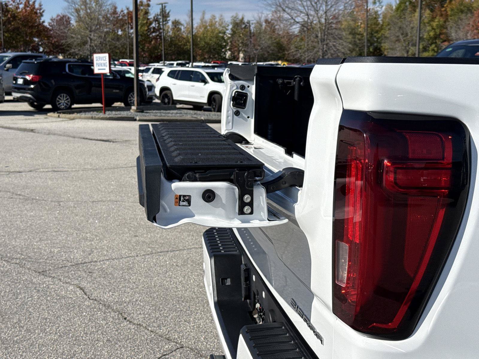 Used 2023 GMC Sierra 1500 Denali AWD/4WD image 13