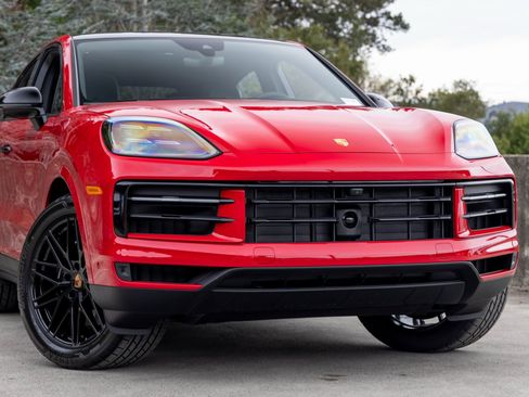 New 2026 Porsche Cayenne Coupe image 9