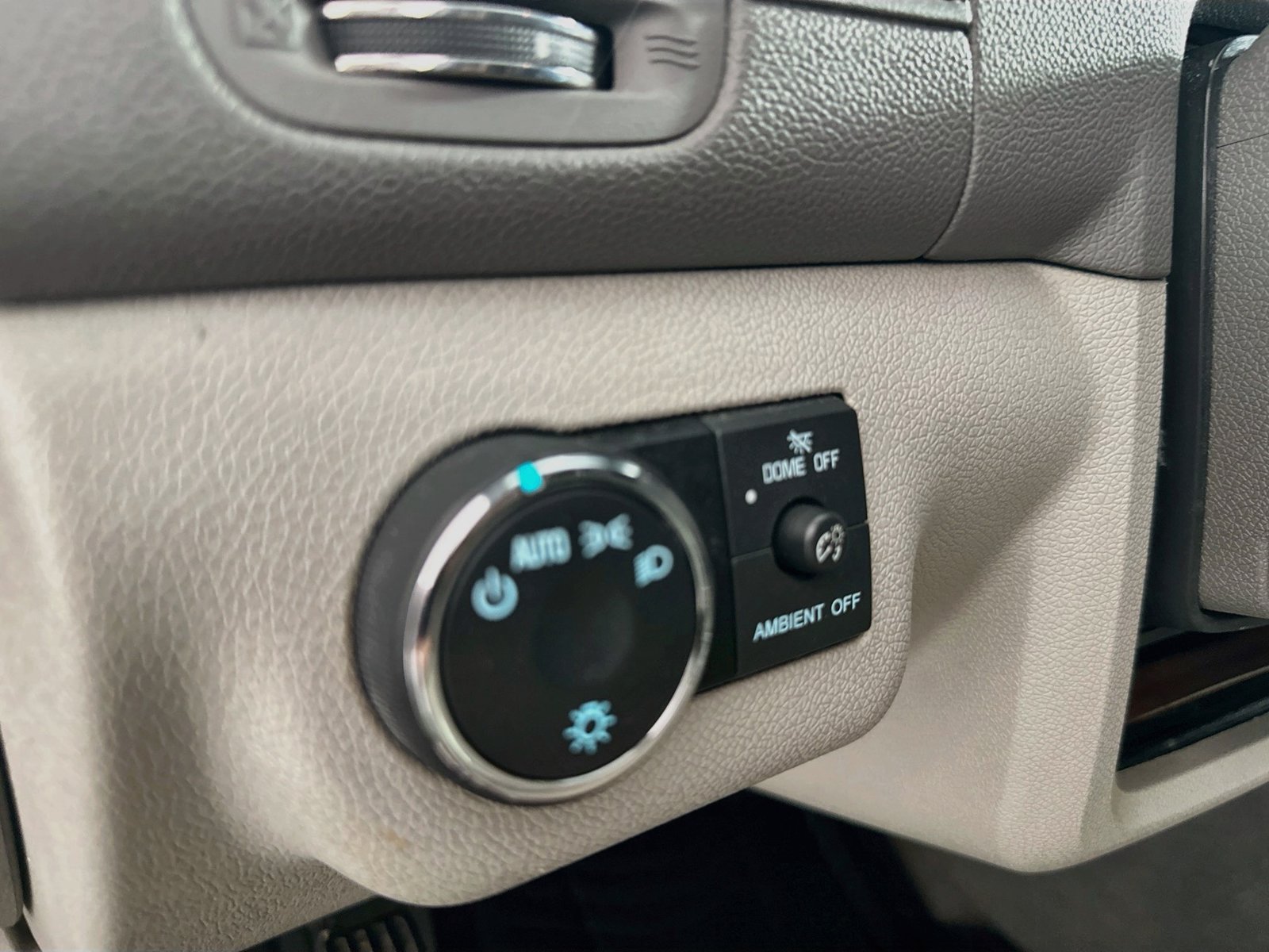 Used 2014 Buick Enclave Leather FWD image 10