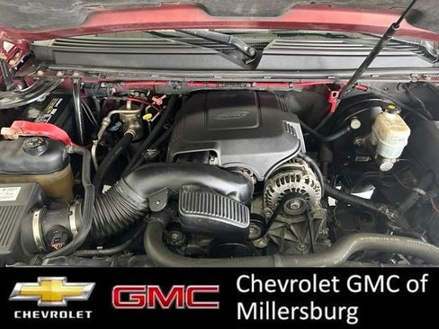 Used 2008 GMC Yukon XL SLT w/ SLT Preferred Equipment Group AWD/4WD image 7