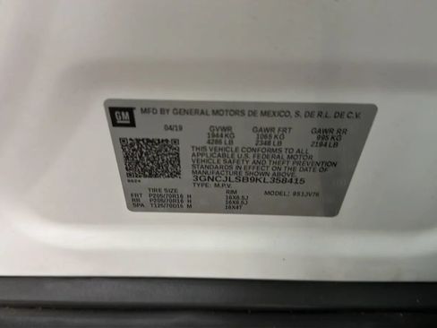 Used 2019 Chevrolet Trax LT w/ LT Convenience Package FWD image 22