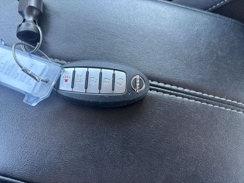 Used 2025 Nissan Altima 2.5 SV FWD image 24