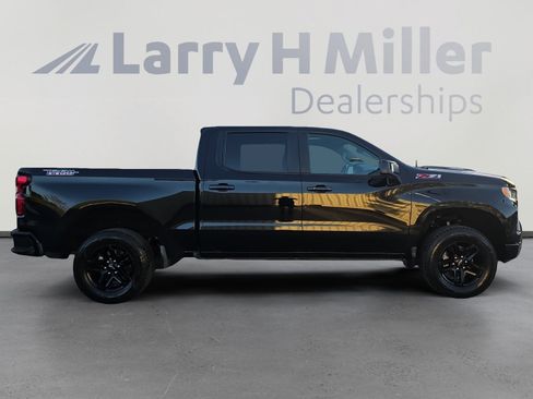 Used 2024 Chevrolet Silverado 1500 LT Trail Boss w/ LT Trail Boss Premium Package AWD/4WD image 6