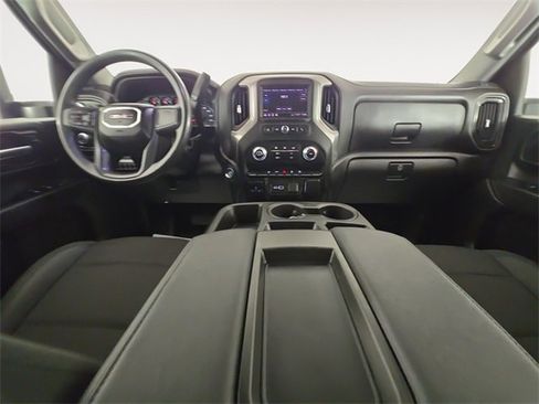 Used 2024 GMC Sierra 2500 Pro w/ Convenience Package image 10
