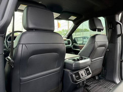 Used 2021 Ford F150 Lariat w/ Equipment Group 502A High AWD/4WD image 33