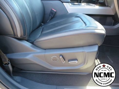 Used 2022 Ford F350 Platinum w/ FX4 Off-Road Package AWD/4WD image 63