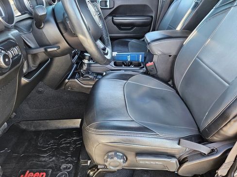 Used 2018 Jeep Wrangler Unlimited Sport S image 15
