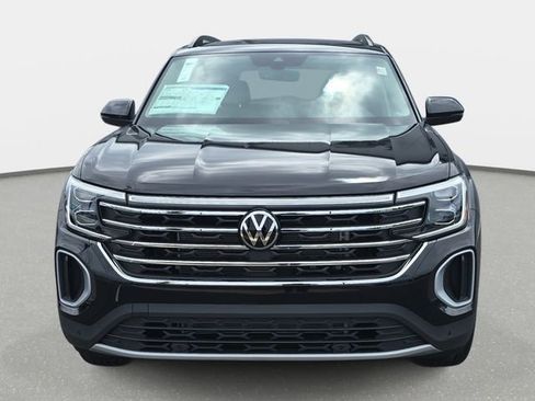New 2026 Volkswagen Atlas SE FWD image 2