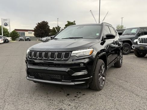 New 2025 Jeep Compass Limited w/ High Altitude Package image 11
