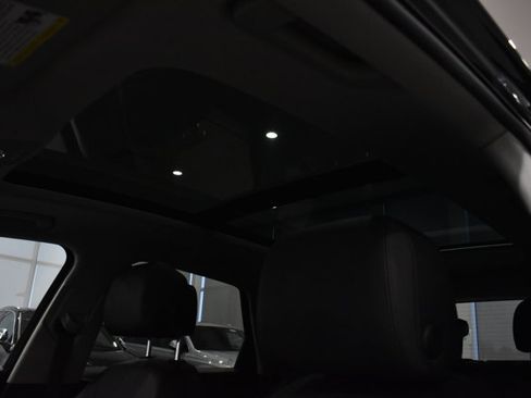 Used 2020 Audi Q5 e Premium Plus w/ Premium Plus Package image 26