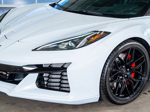 Used 2023 Chevrolet Corvette Z06 w/ Stealth Interior Trim Package image 12