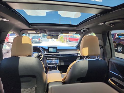 Used 2022 Lincoln Corsair Reserve FWD image 20
