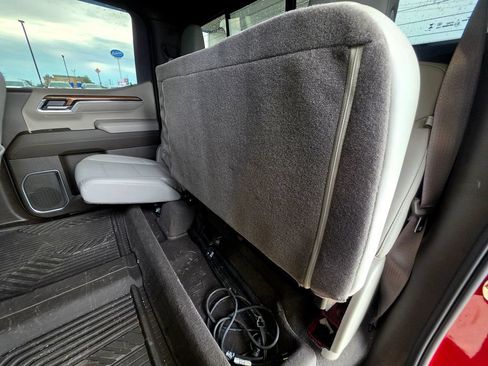Used 2024 Chevrolet Silverado 1500 LT Trail Boss w/ LT Trail Boss Premium Package AWD/4WD image 77