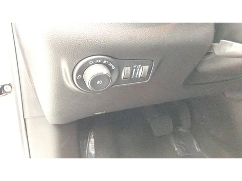 Used 2022 Jeep Compass Limited AWD/4WD image 10