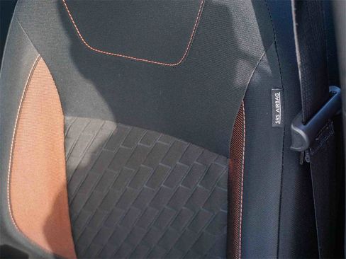 Used 2023 Nissan Kicks SR image 20