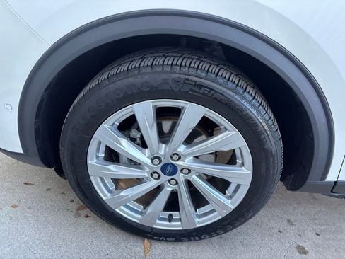 Used 2022 Ford Escape Titanium w/ Titanium Elite Package image 12