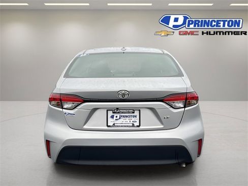 Used 2024 Toyota Corolla LE image 7