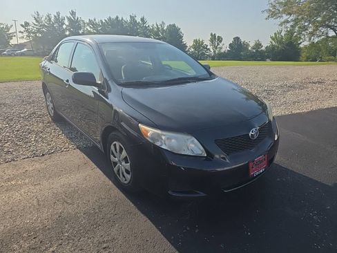 Used 2009 Toyota Corolla LE FWD image 3