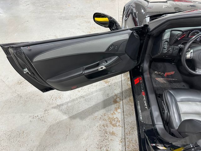 Used 2010 Chevrolet Corvette Grand Sport w/ Preferred Equipment Group RWD image 16