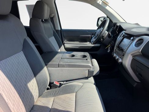 Used 2017 Toyota Tundra SR5 AWD/4WD image 25