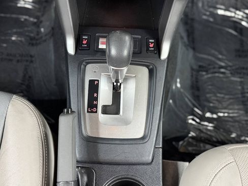 Used 2016 Subaru Forester 2.5i Limited AWD/4WD image 8