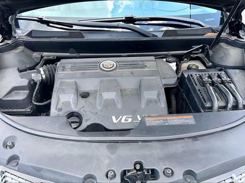 Used 2012 Cadillac SRX FWD image 30