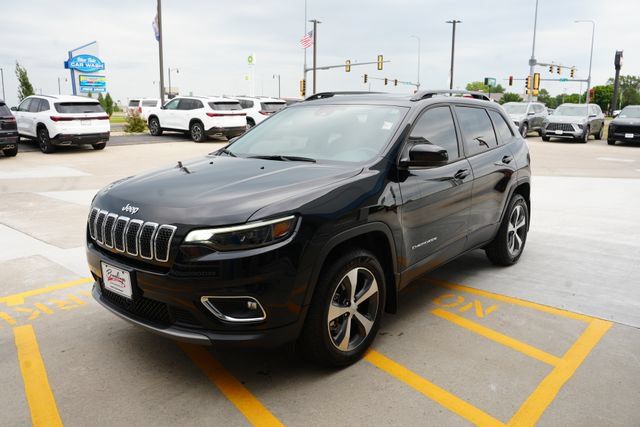 Used 2022 Jeep Cherokee Limited AWD/4WD image 29