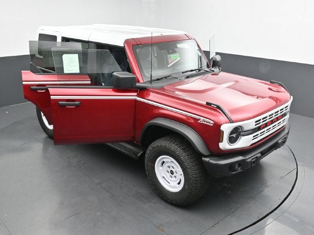 Used 2025 Ford Bronco Heritage Edition AWD/4WD image 33