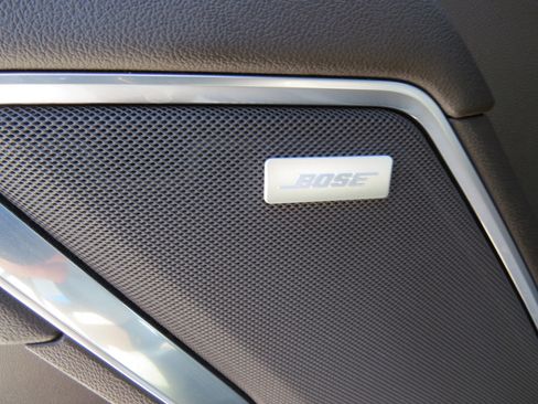 Certified 2022 Chevrolet Silverado 1500 LTZ w/ Technology Package image 21