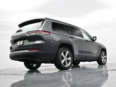Used 2022 Jeep Grand Cherokee L Limited image 21
