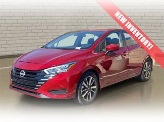 Used 2025 Nissan Versa SV w/ Trunk Package video 1