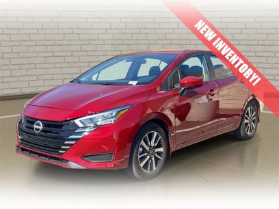 Used 2025 Nissan Versa SV w/ Trunk Package