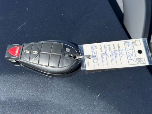 Used 2015 Dodge Grand Caravan American Value Package image 11